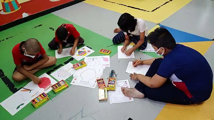 painting workshop for children at TMC, Mumbai on 26 May 2022