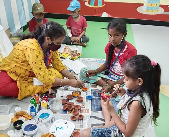 Kids art workshop to make Diwali diyas and greeting cards at TMC, Mumbai