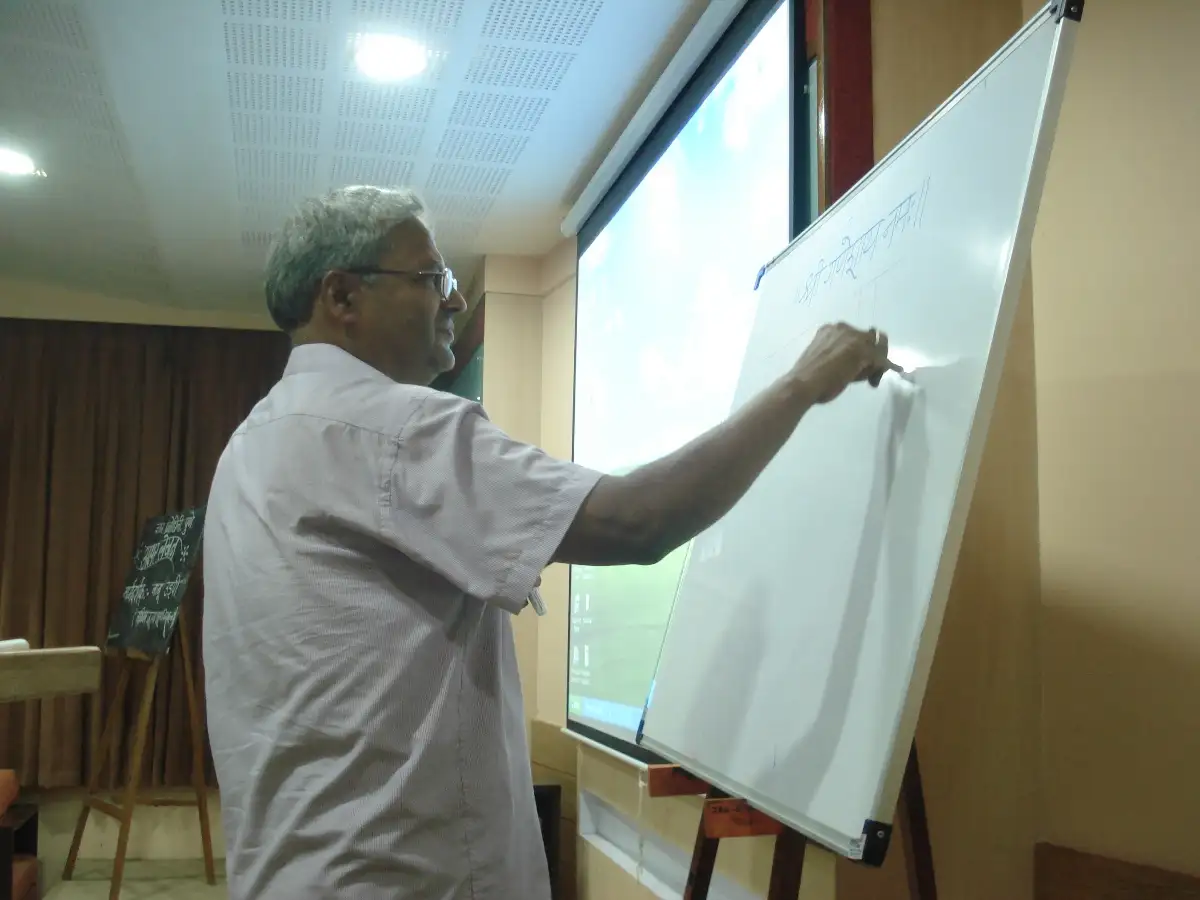 Art of Calligraphy by Prof. Babu Udupi at Jnana Prabodhini Prashala, Pune