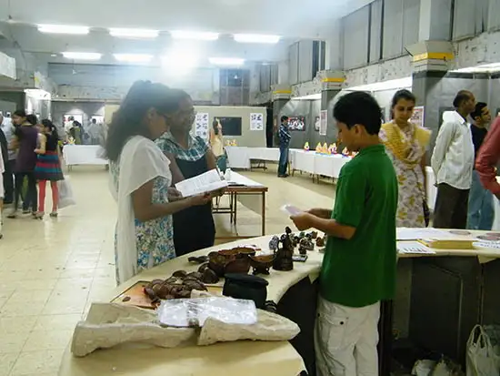 display of Eco-friendly ganesh and other artifacts at Balgandharav Kaladalan Pune