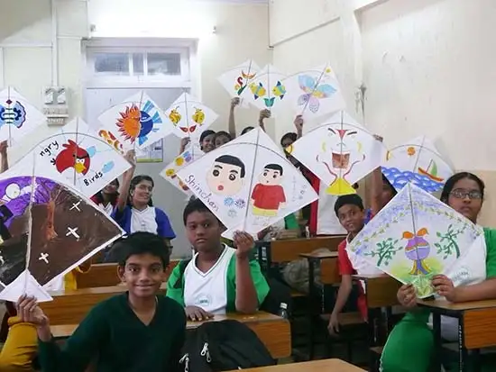 Girls & Boys showning their Kite 