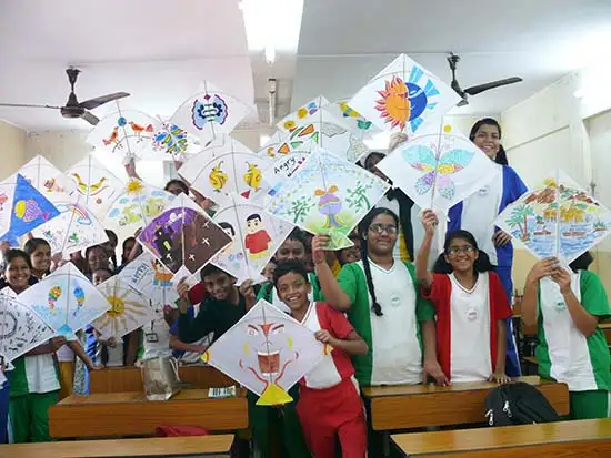 Students from Madhavrao Bhagwat High School, Mumbai at Kite painting workshop