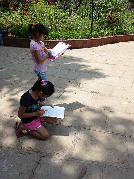 Outdoor sketching workshop for children 7