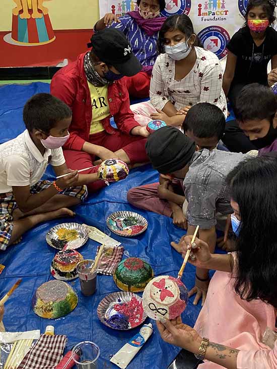 participants doing object painting at Tata Memorial Centre, Mumbai